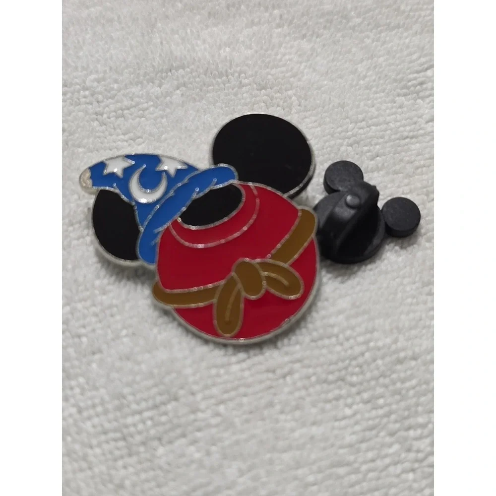 Disney - Sorcerer's Apprentice Mickey Hidden Mickey Pin -  2011